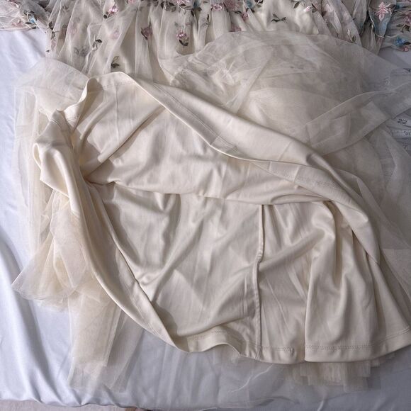 NEW Mac Duggal [‎ 10 ] 35111 Floral Embroidered Blouson Sleeve Gown Ivory Long - Picture 7 of 16